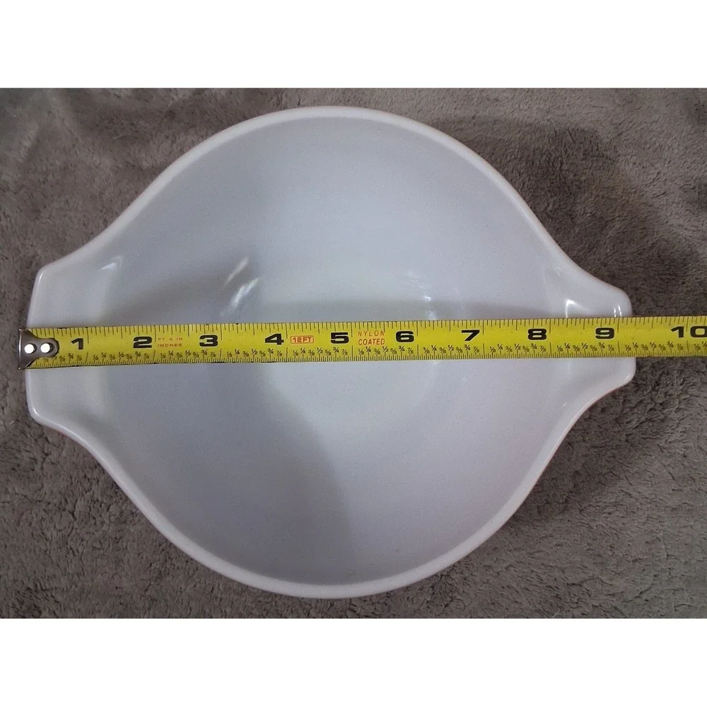 Pyrex this bowl